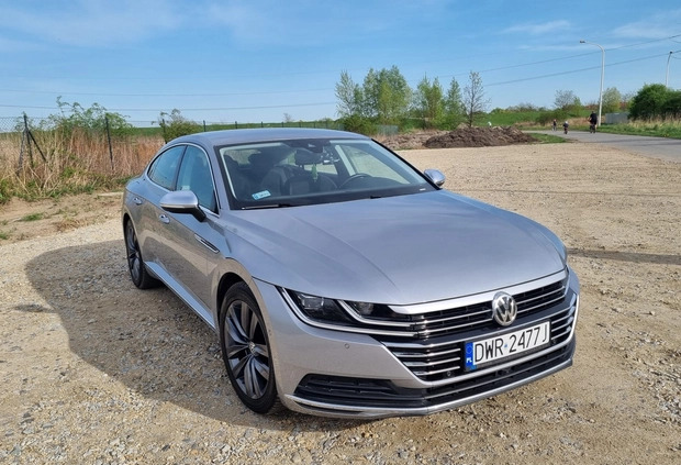 Volkswagen Arteon cena 105000 przebieg: 141000, rok produkcji 2018 z Siechnice małe 254